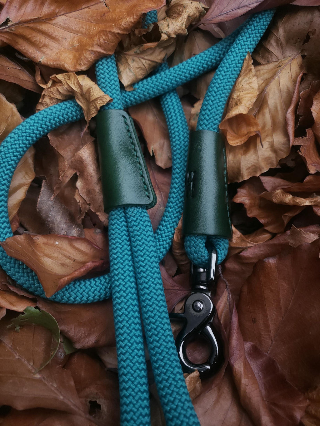 Green and Teal Lead - Gunmetal
